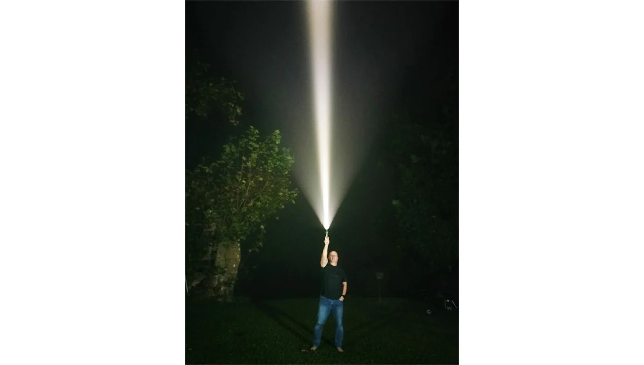 Jetbeam 6800 Lumen Search Light- M64 - Image 6